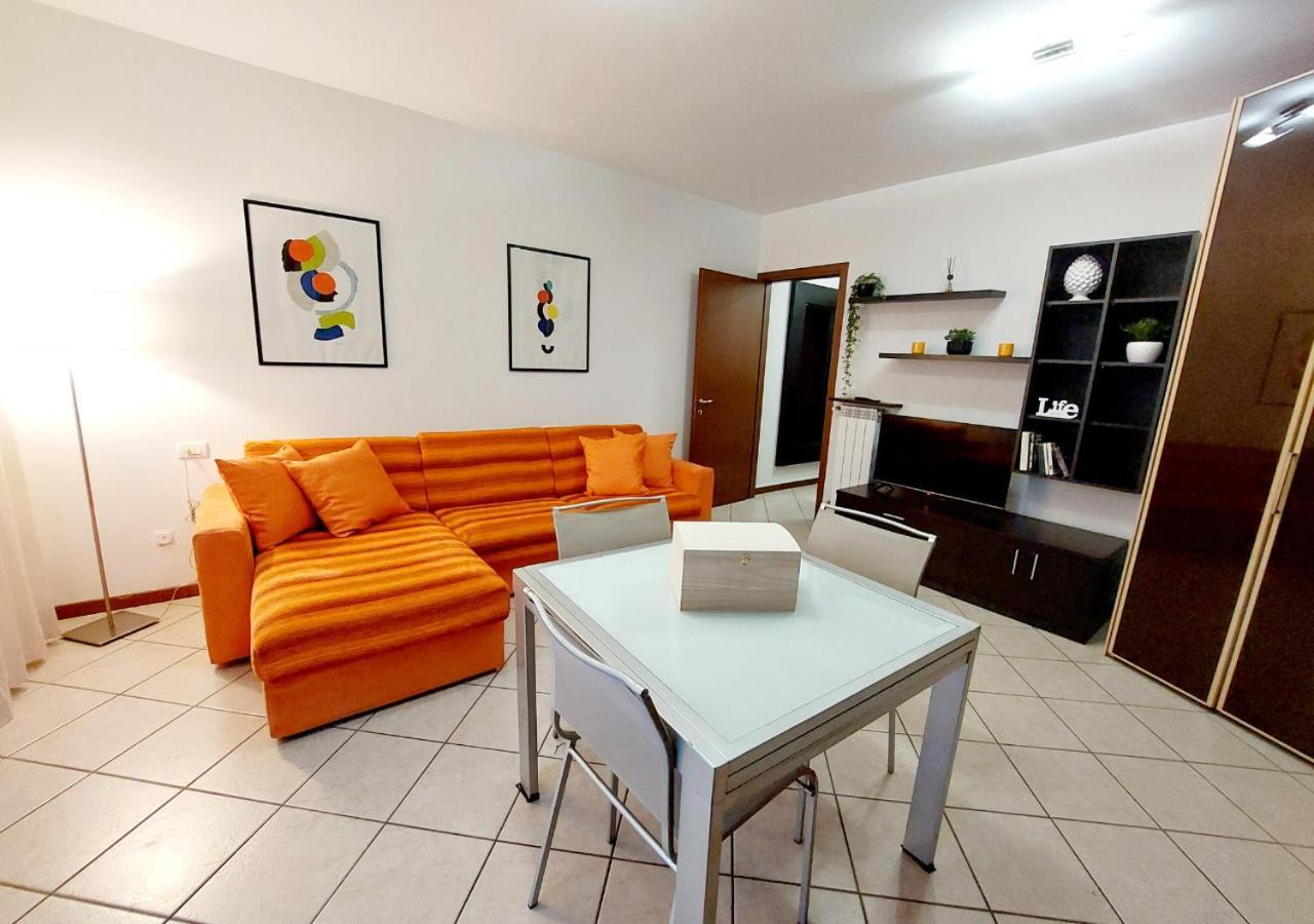 Ferienwohnung Monolocale-7 Minuti Da Bergamo, 10 Minuti Milan Bergamo Airport Gorle Exterior foto